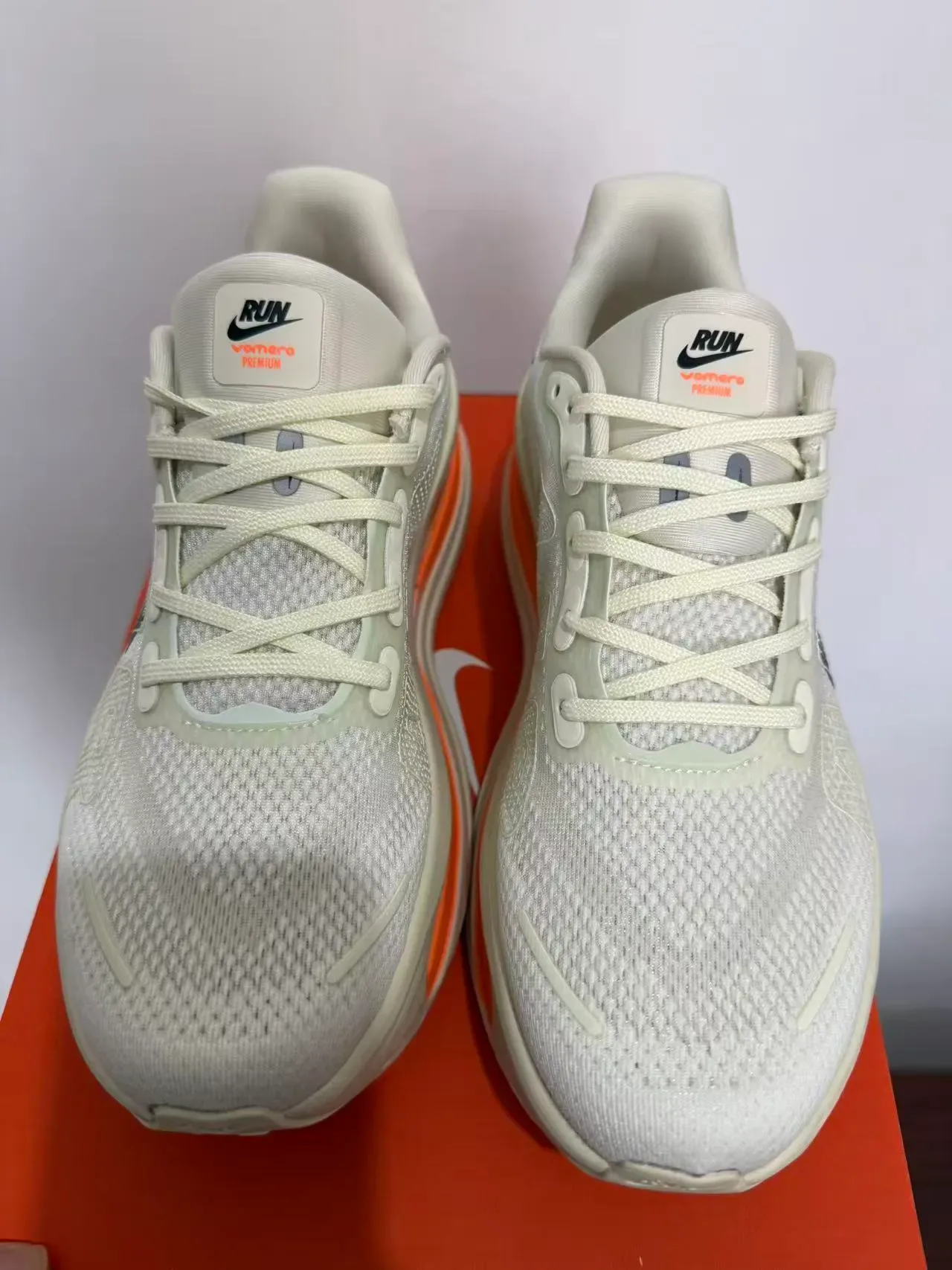 Nike Beige Orange Visible Air Zoom Unit Engineered Mesh Upper Lifestyle Sneakers 3