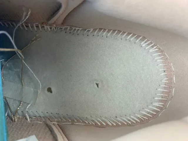 Nike Beige Pink Laceless Slip-On Suede Upper Lifestyle Sneakers 8