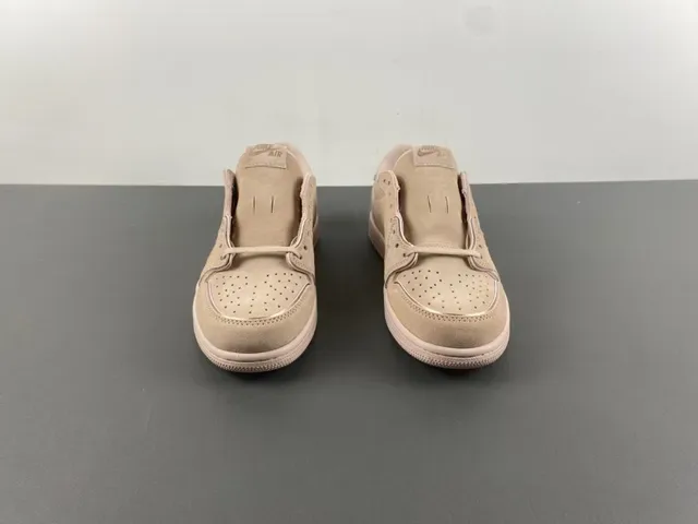 Nike Beige Pink Laceless Slip-On Suede Upper Lifestyle Sneakers 11