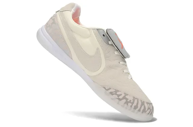Nike Beige Pink Laceless Strap Closure Elephant Print Overlays Sneakers 4