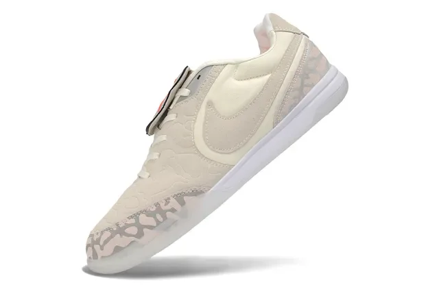 Nike Beige Pink Laceless Strap Closure Elephant Print Overlays Sneakers 5