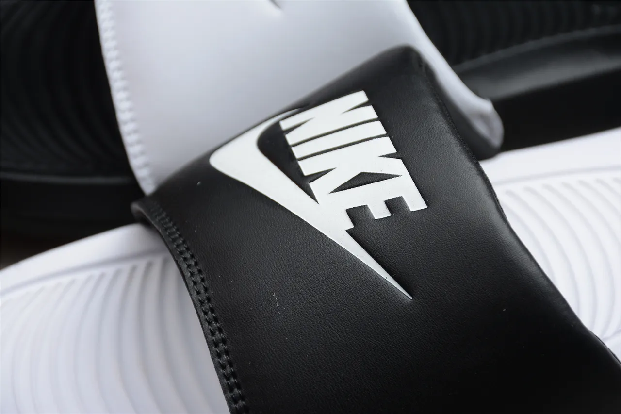 Nike Benassi JDI Black and White Slide Slippers 5
