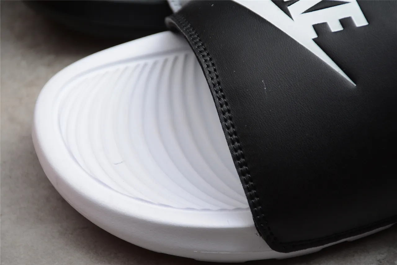 Nike Benassi JDI Black and White Slide Slippers 6