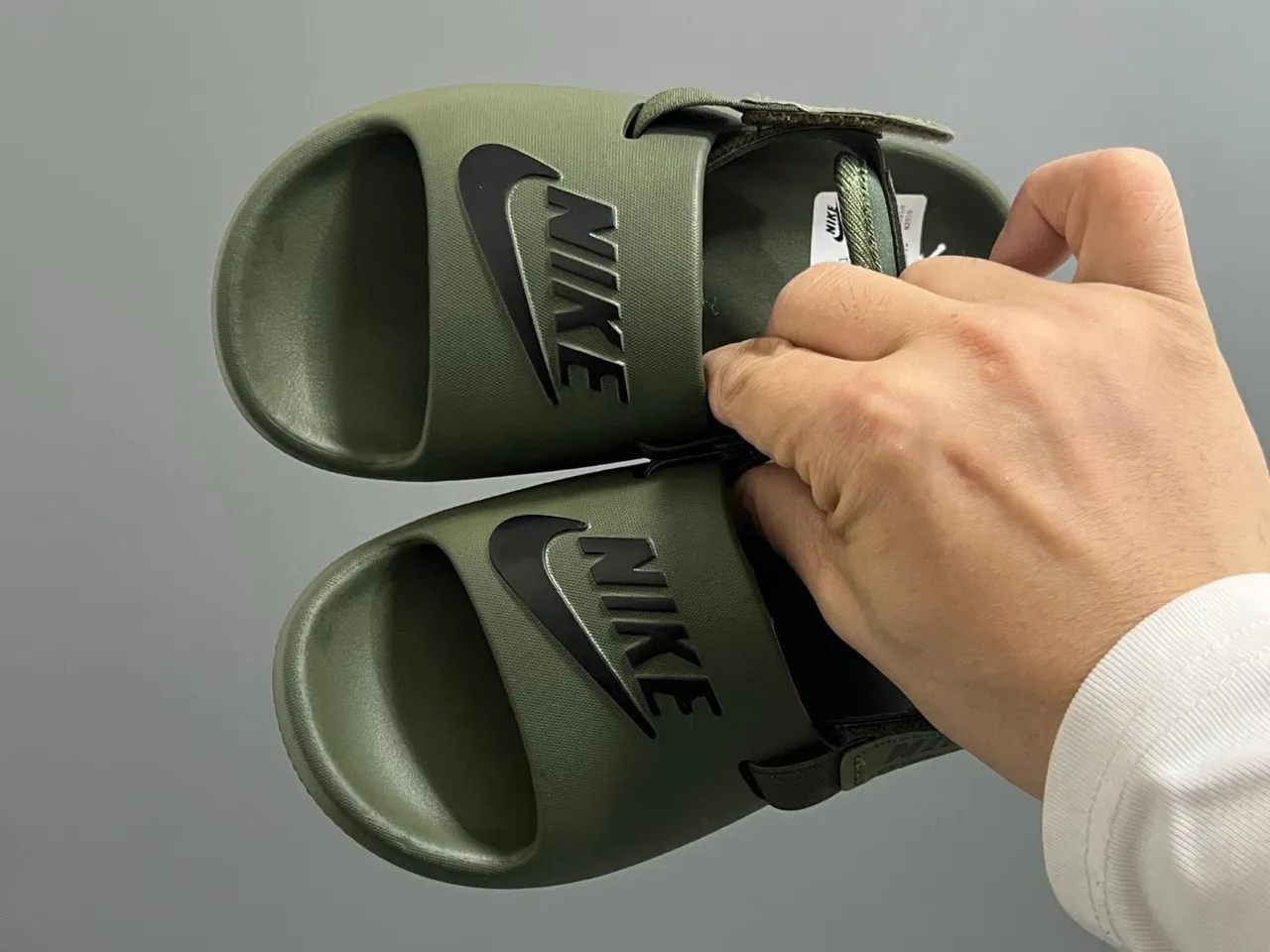 Nike Benassi Slide Black Gold Casual Sandals 10