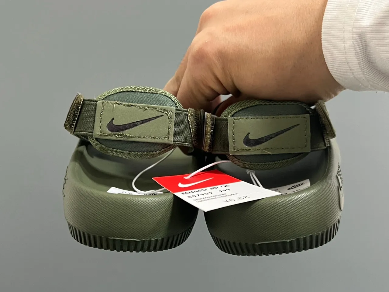 Nike Benassi Slide Black Gold Casual Sandals 13
