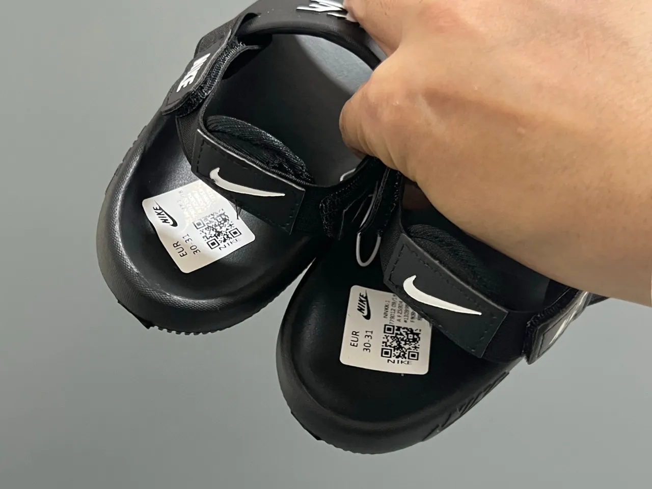 Nike Benassi Slide Black Gold Casual Sandals 20