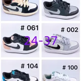 Nike Black Beige Low-Top Padded Collar Lifestyle Sneakers