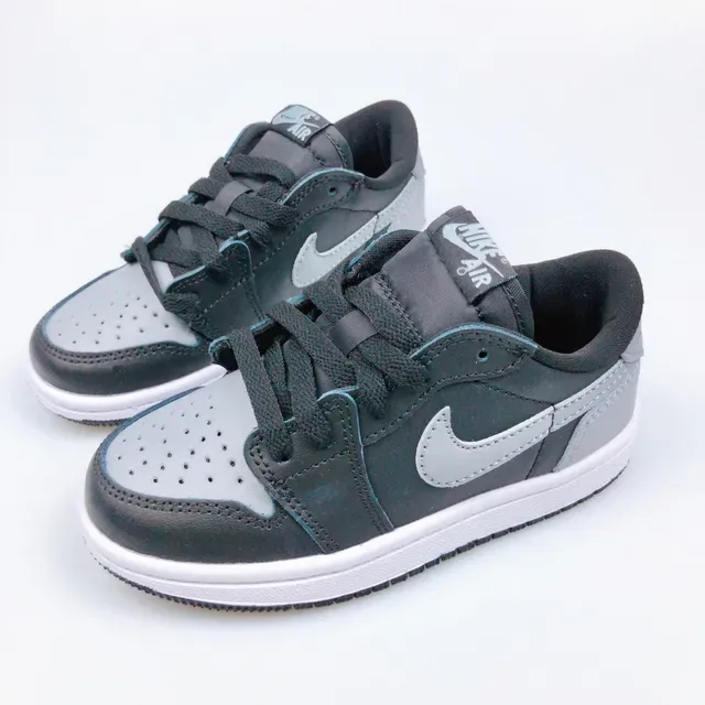 Nike Black Beige Low-Top Padded Collar Lifestyle Sneakers 16