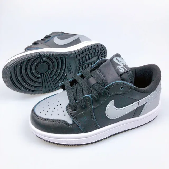 Nike Black Beige Low-Top Padded Collar Lifestyle Sneakers 17