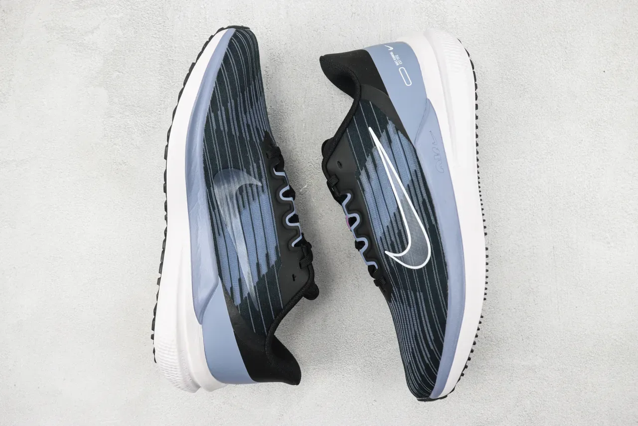 Nike Black Blue Engineered Mesh Upper Tonal Striped Pattern Running Shoes 2