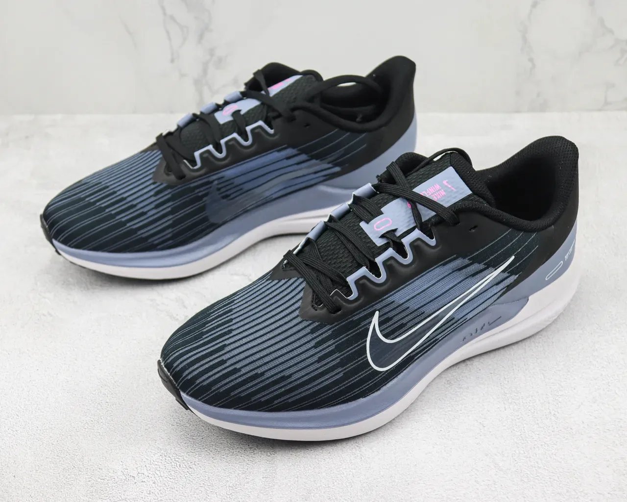 Nike Black Blue Engineered Mesh Upper Tonal Striped Pattern Running Shoes 4