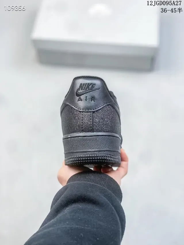Nike Chaussures Lifestyle Noires Low-Top avec Finition Glitter 5