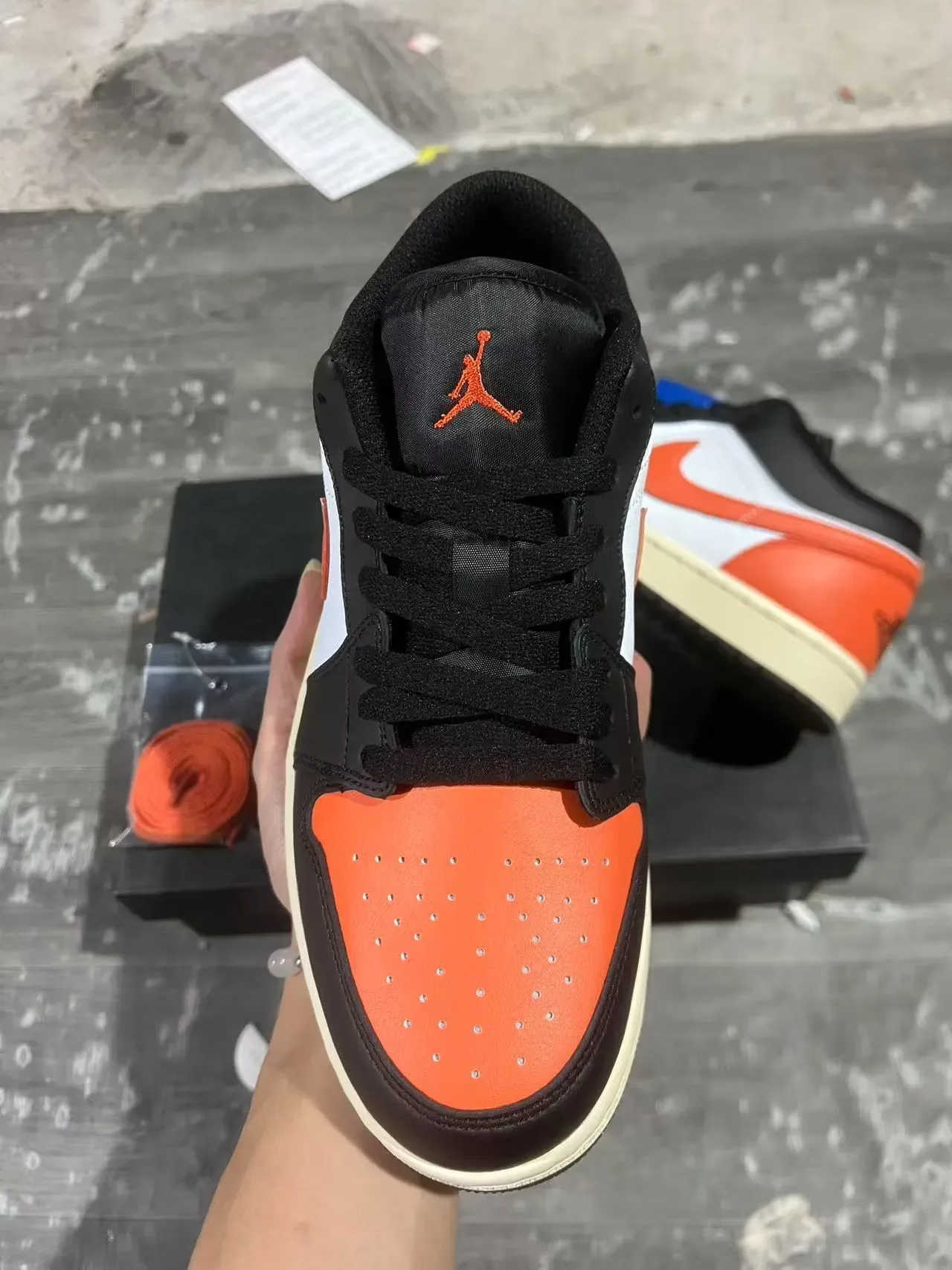 Nike Black Orange Low-Top Silhouette Leather And Synthetic Paneling Lifestyle Sneakers 3