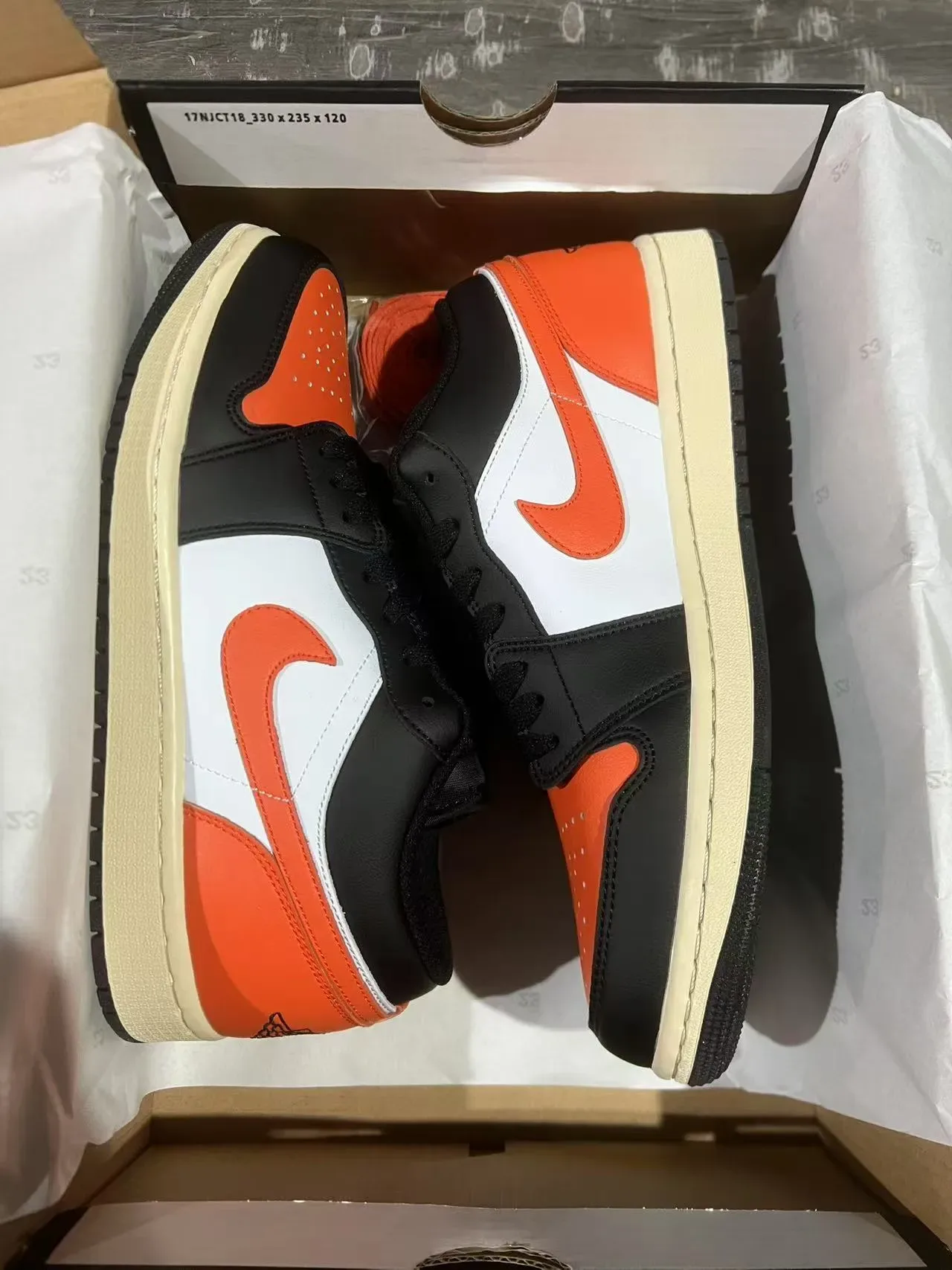 Nike Black Orange Low-Top Silhouette Leather And Synthetic Paneling Lifestyle Sneakers 9