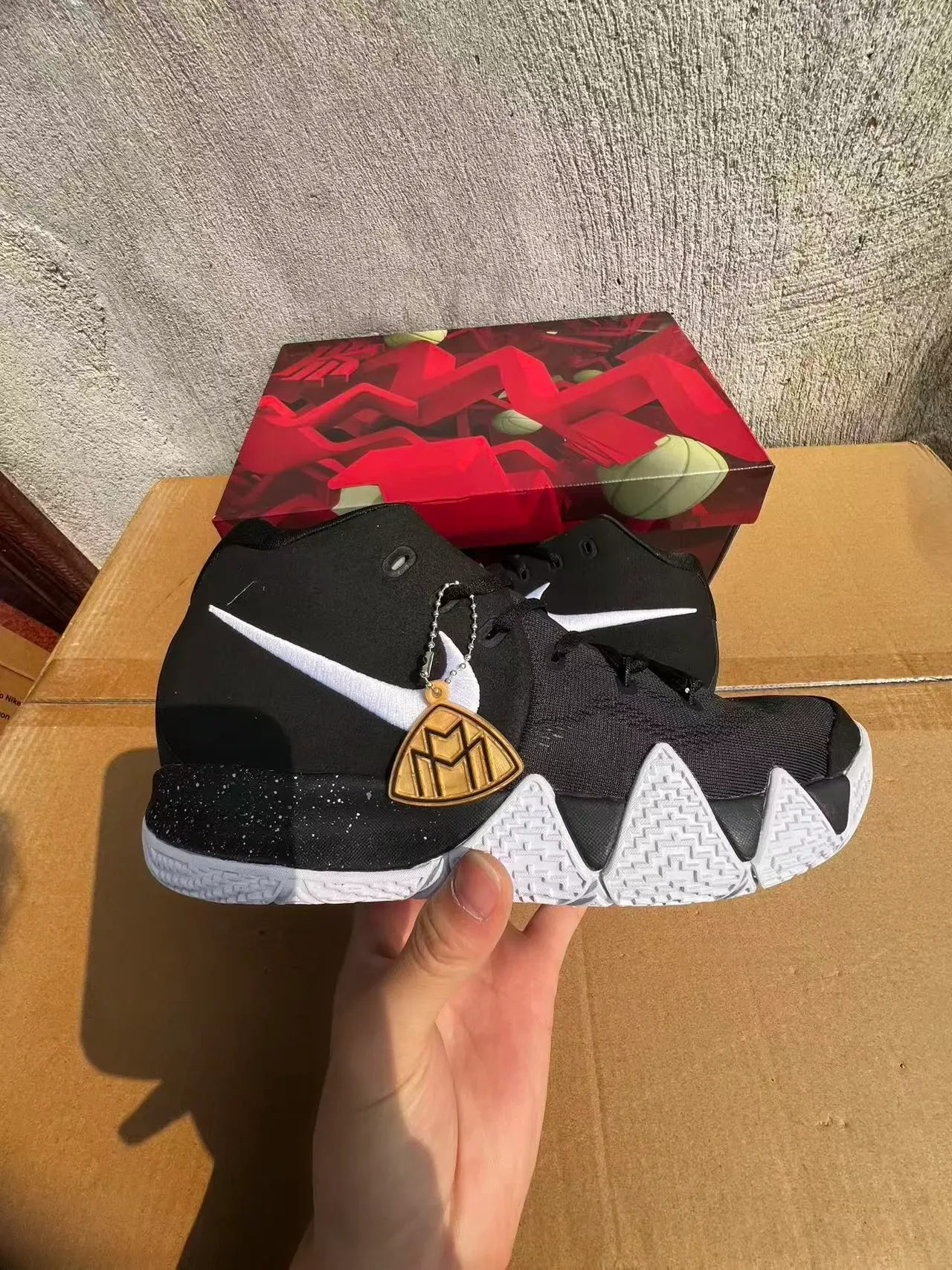 Nike Black White High-Top Segmented Outsole Basketball Shoes 7
