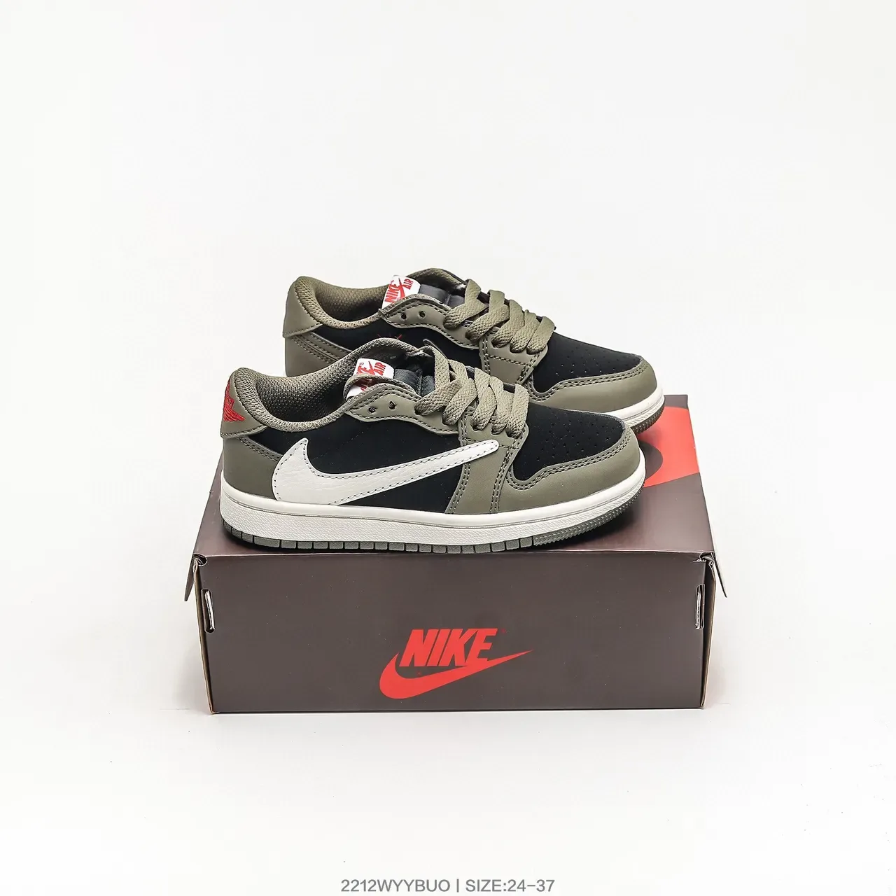Nike 黑色 白色 低帮 解构 生活方式 运动鞋 22