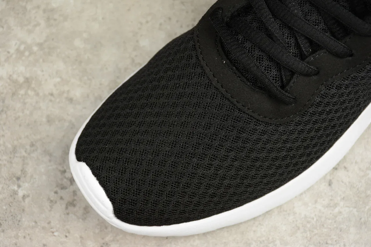 Nike Black White Mesh Upper Minimalist Silhouette Lifestyle Sneakers 10