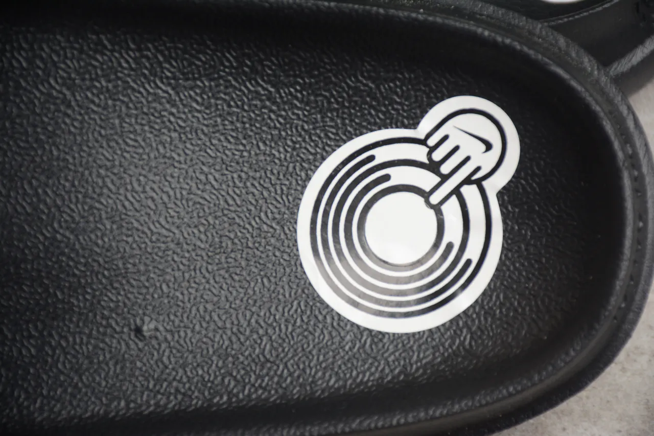 Nike Black White Single-Strap Padded Velcro Closure Slippers 3