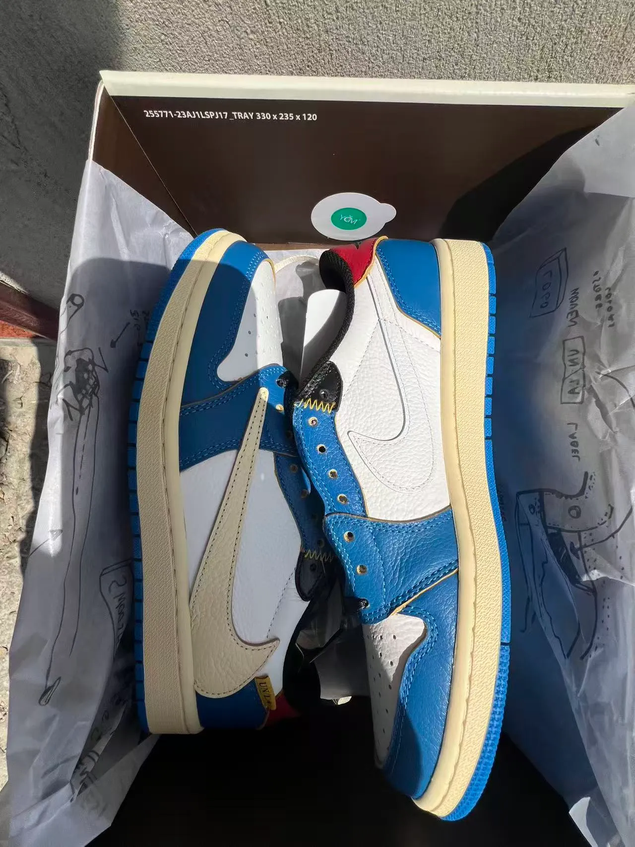 Nike Blue Beige Low-Top Silhouette Multi-Panel Leather Construction Lifestyle Sneakers 9