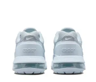 Nike Blue Mesh Upper Visible Air Cushioning Lifestyle Sneakers 4