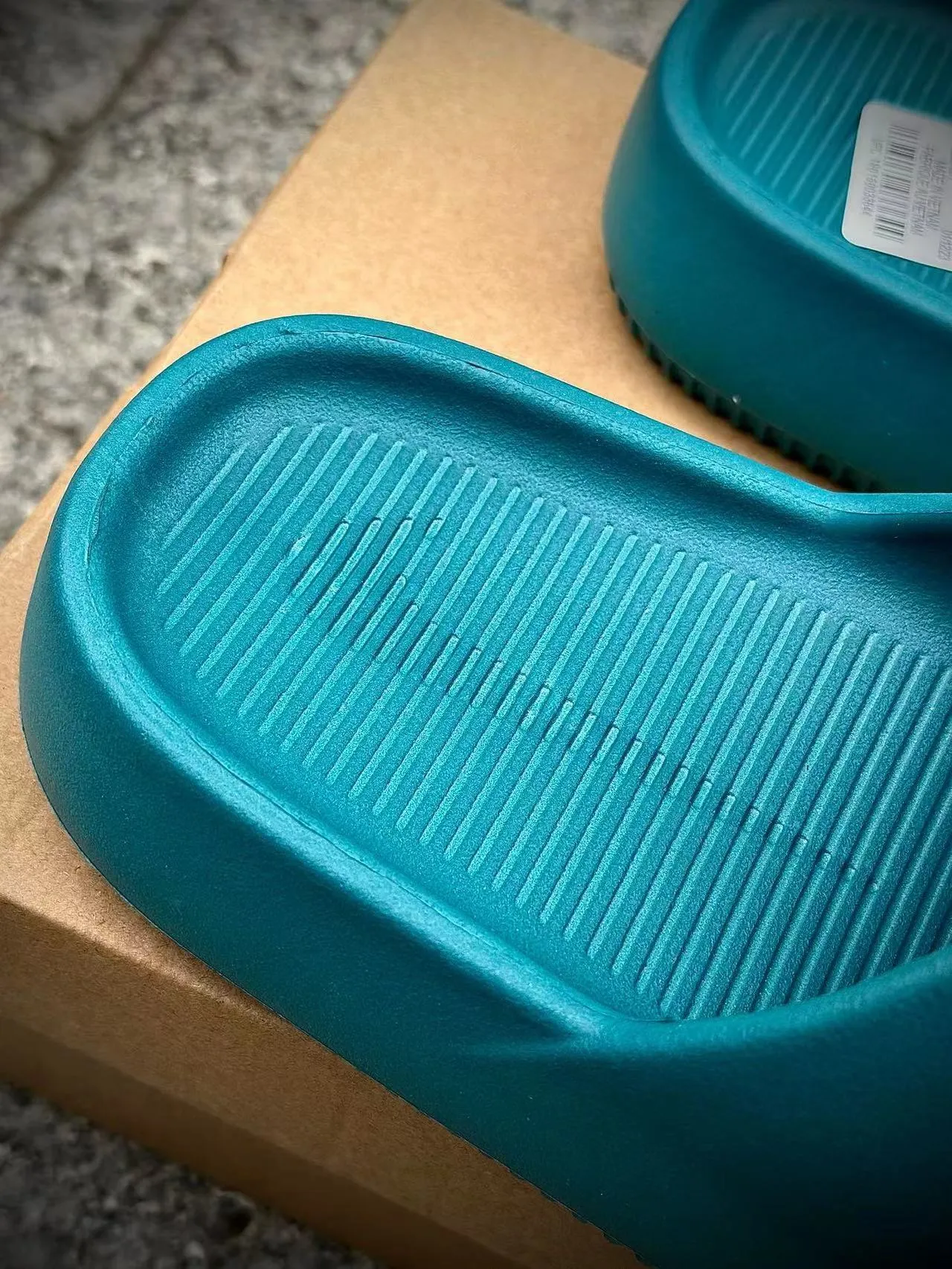 Nike Blue Molded Monolithic Construction Embossed Swoosh Slippers 4