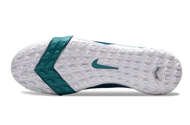 Nike Blue White Knit Upper Dynamic Fit Collar Turf Soccer Shoes 6