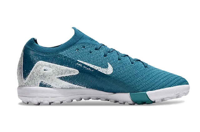 Nike Blue White Knit Upper Dynamic Fit Collar Turf Soccer Shoes 7