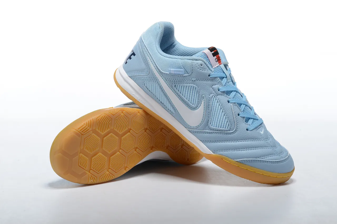 Nike Chaussures de football indoor low-top tige cuir-mesh hybride bleu blanc 3