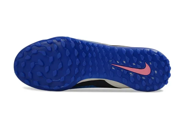 Nike Chaussures de football bleu blanc avec upper en knit, col haut, sock-fit, pour turf 15