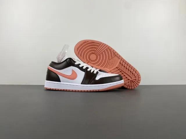 Nike Brown Orange Low-Top चामড়া এবং জাল লাইফস্টাইল স্নিকার্স 12