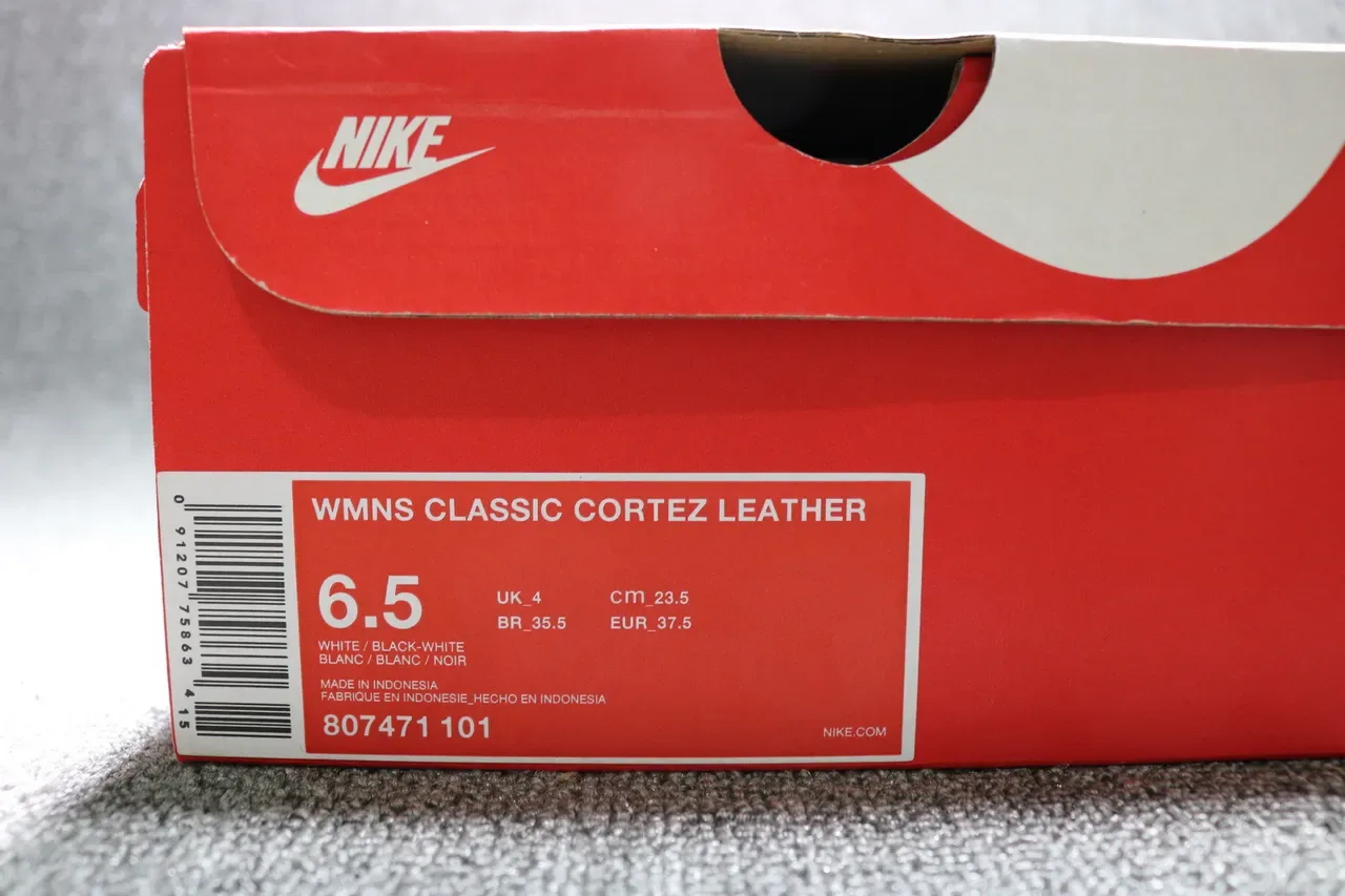 Nike Cortez White Black Lifestyle Sneakers 14