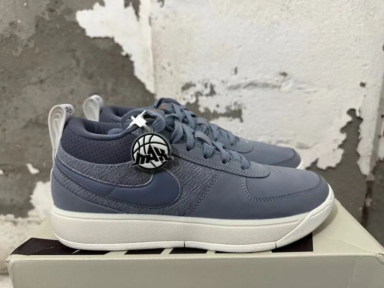 Nike Court Legacy Low Blue White Perforated Tongue Lifestyle Sneakers 5