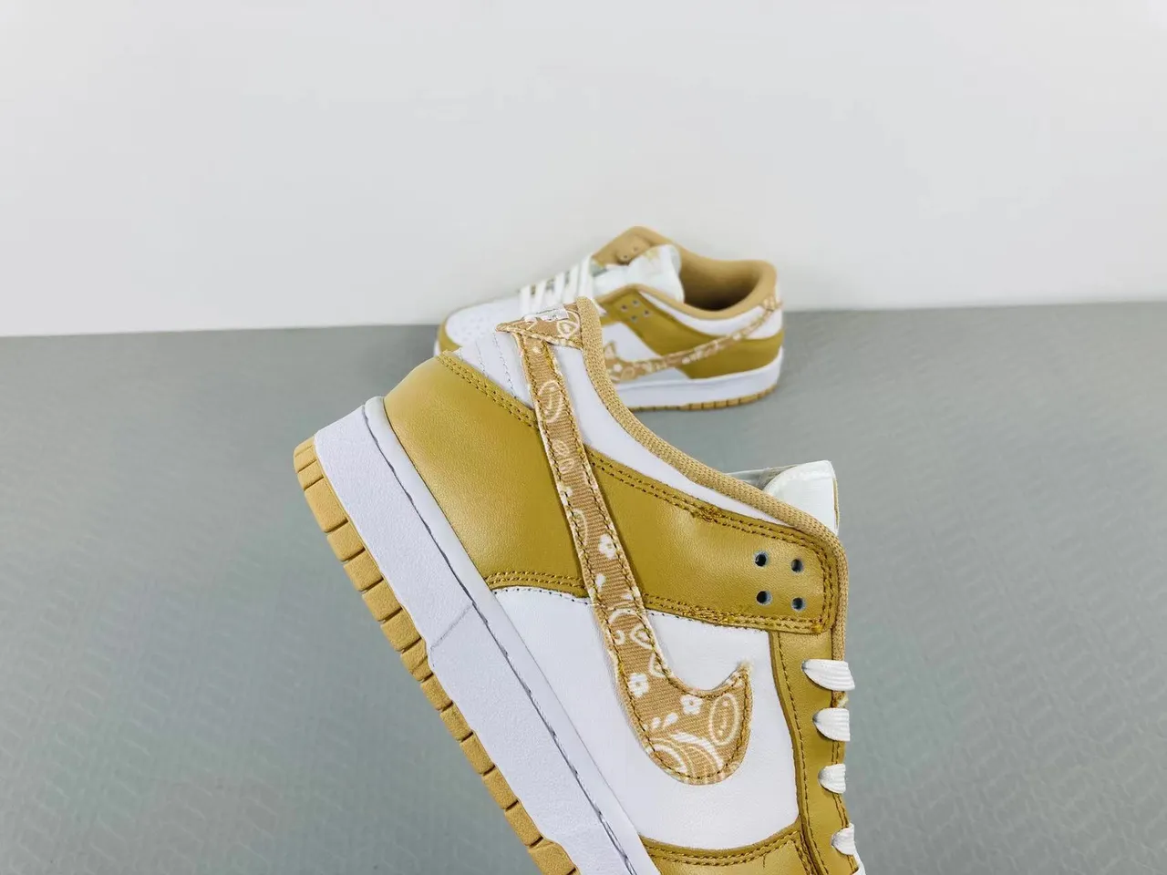 Nike Dunk Low Gold and White Bandana Print Lifestyle Sneakers 14
