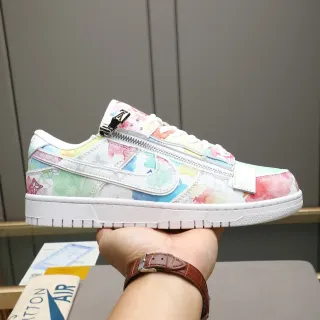 Nike Dunk Low 水彩花卉白色生活方式运动鞋