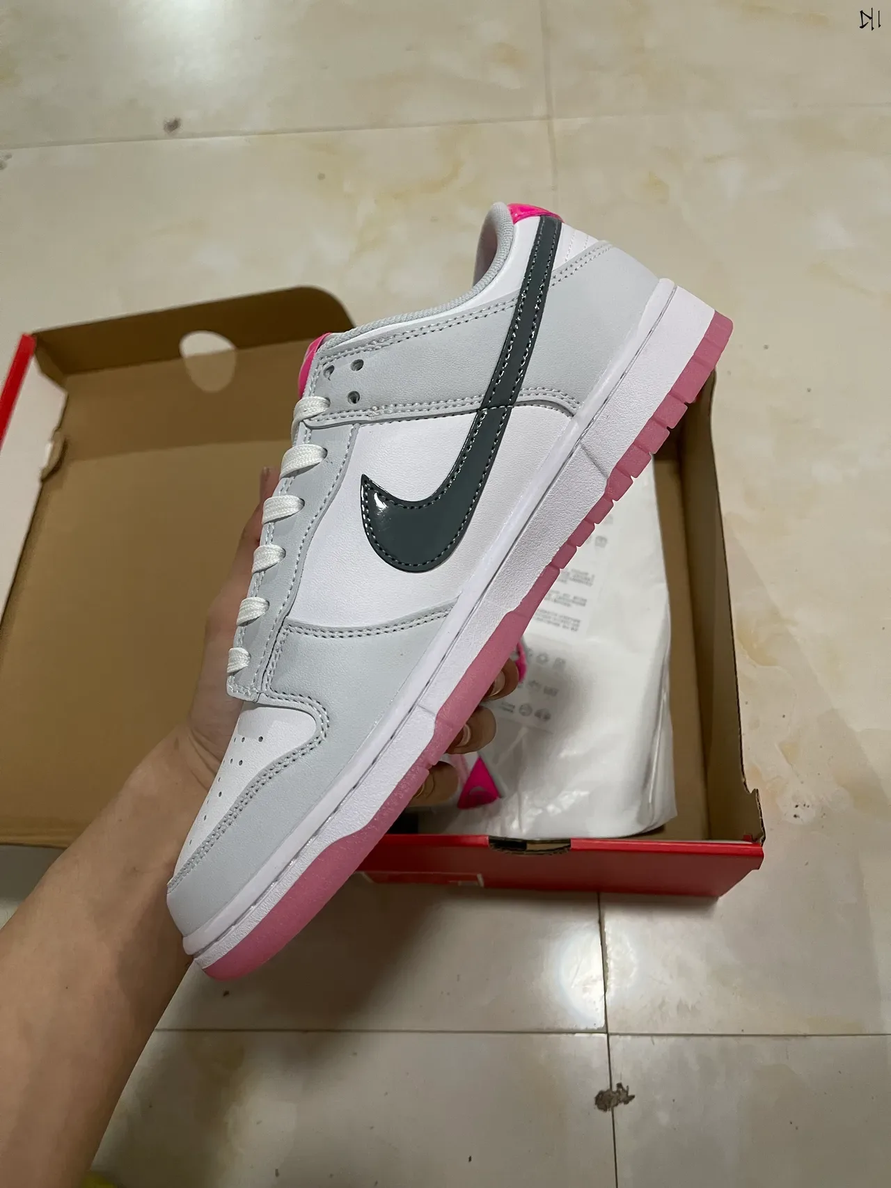 Nike Dunk Low White Gray Pink Lifestyle Sneakers 4