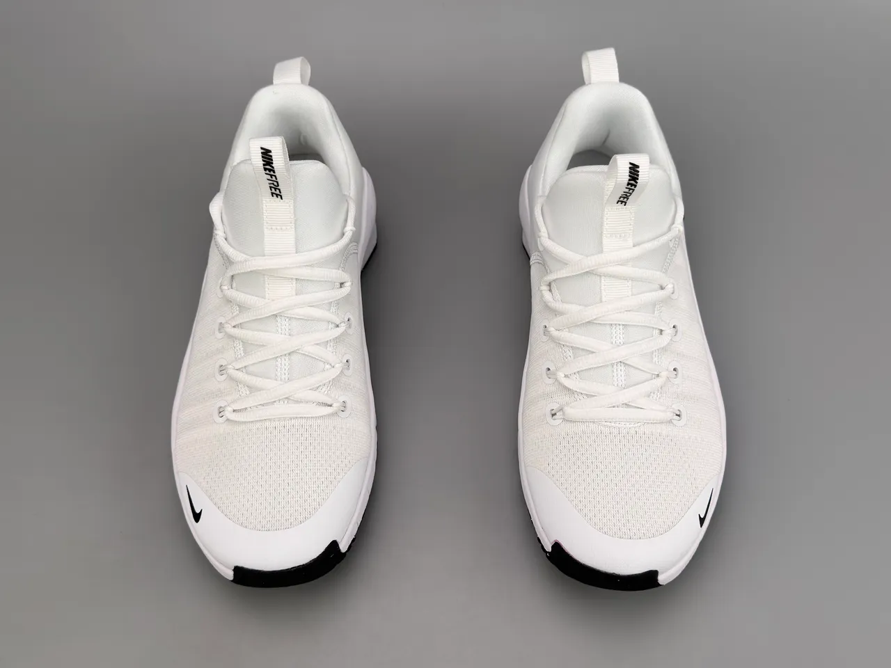 Nike Free White Black Knit Upper Segmented Flex Groove Sole Running Shoes 9