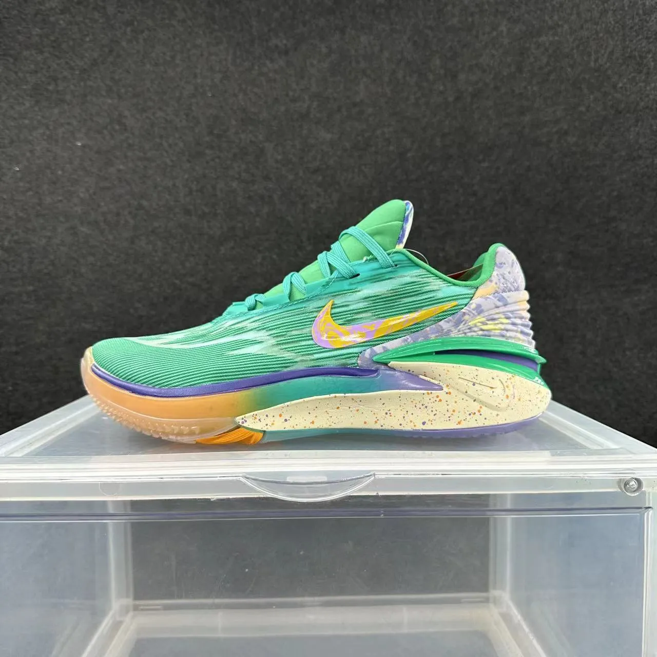 Nike G.T. Cut Tênis de Basquete Verde Roxo Tricô 2