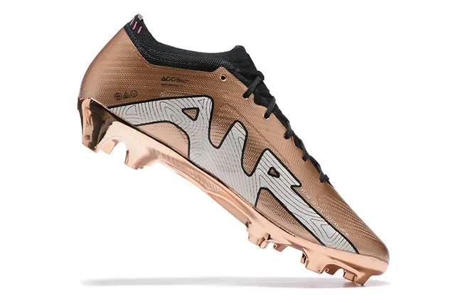Nike Gold Black Métallique Synthétique Upper Système De Lacets Surface De Jeu Firme Chaussures De Football 3