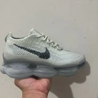 Nike Gray Black Knit Upper Translucent Wavy Midsole Lifestyle Sneakers
