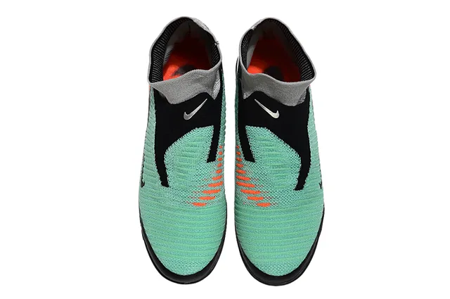 Nike أخضر فضي Sock-Fit Knit Upper غير متماثل بدون أربطة بناء Turf كرة قدم أحذية 2