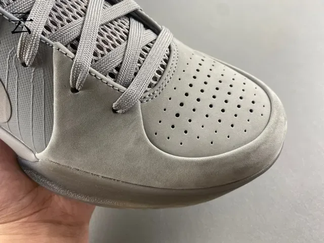Nike Kobe Chaussures de Basketball Monochrome Gris Hautes 3