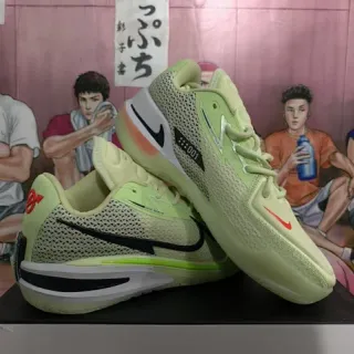 Nike Light Green Black Mesh-and-Synthetic Upper Low-Top Basketball Shoes
