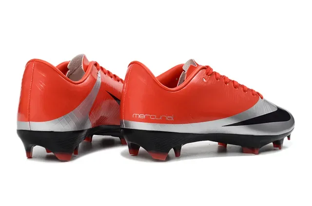 Nike Mercurial Vermelho Prata Baixo Corte Upper Sintético Textura Ribeteada Sola Firme Sapatos de Futebol 5