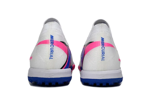 Nike Mercurial Vapor Chaussures de football Turf blanc et bleu, empeigne en maille à coupe basse, lacets asymétriques 4