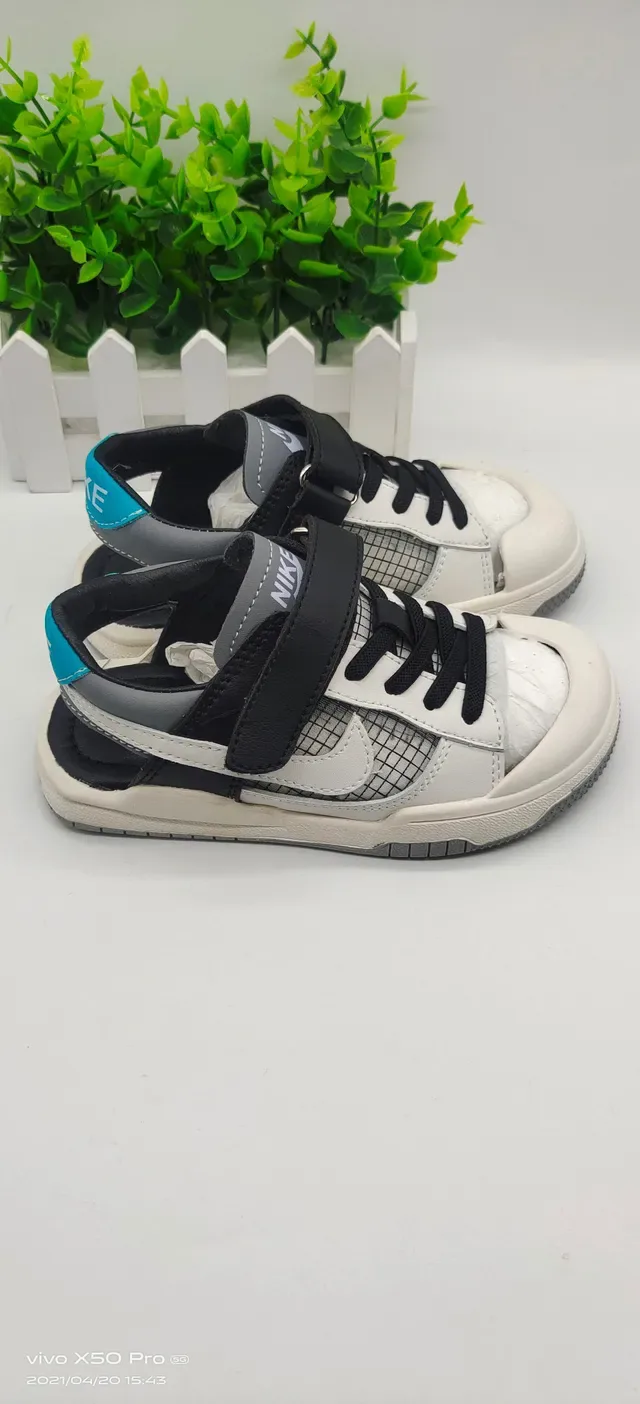 Nike Multicolor Panelled Lace-and-Velcro Kids Lifestyle Sneakers 12