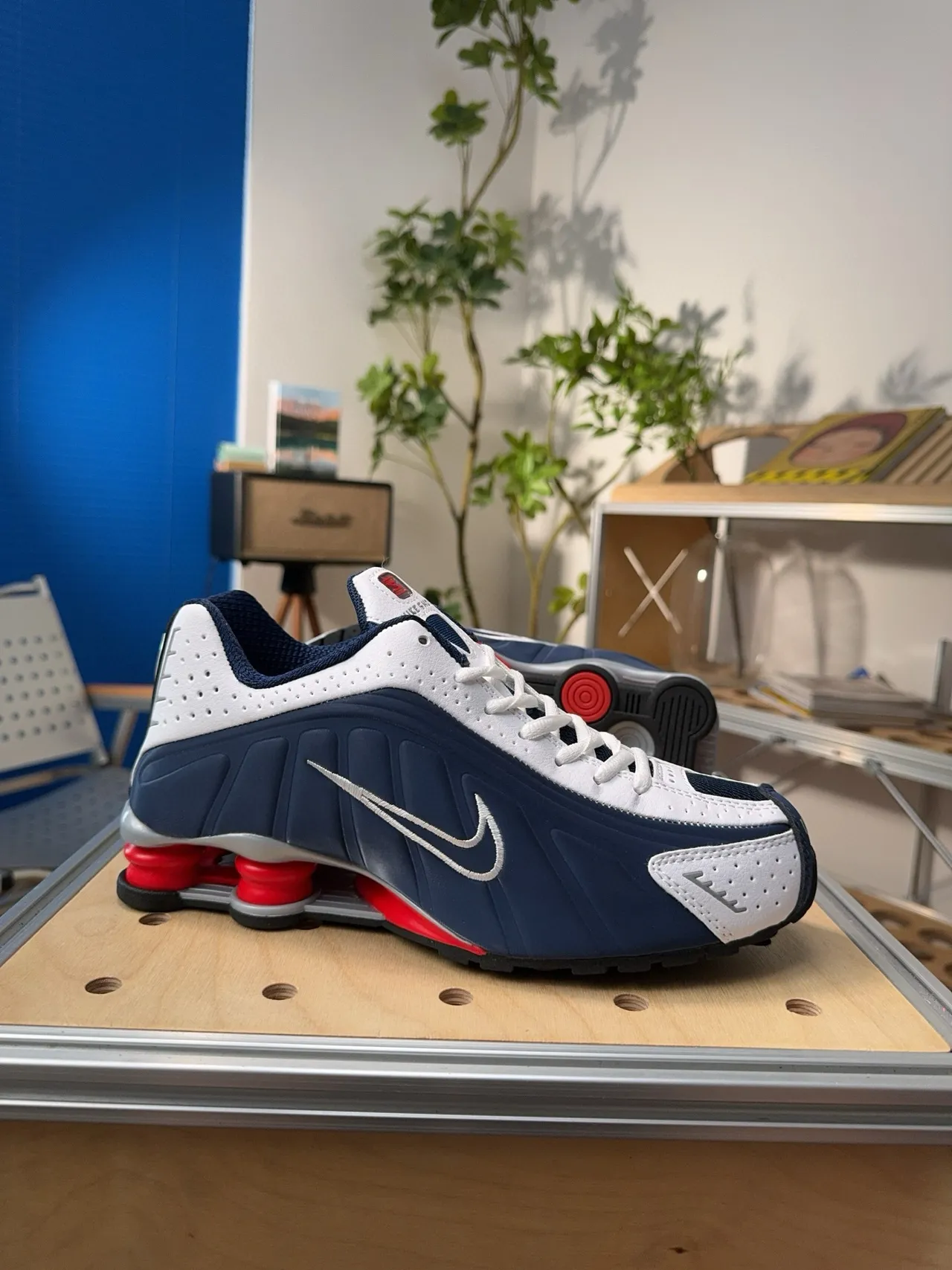 Nike Navy White Low-Top Perforated Upper Lifestyle Sneakers 2