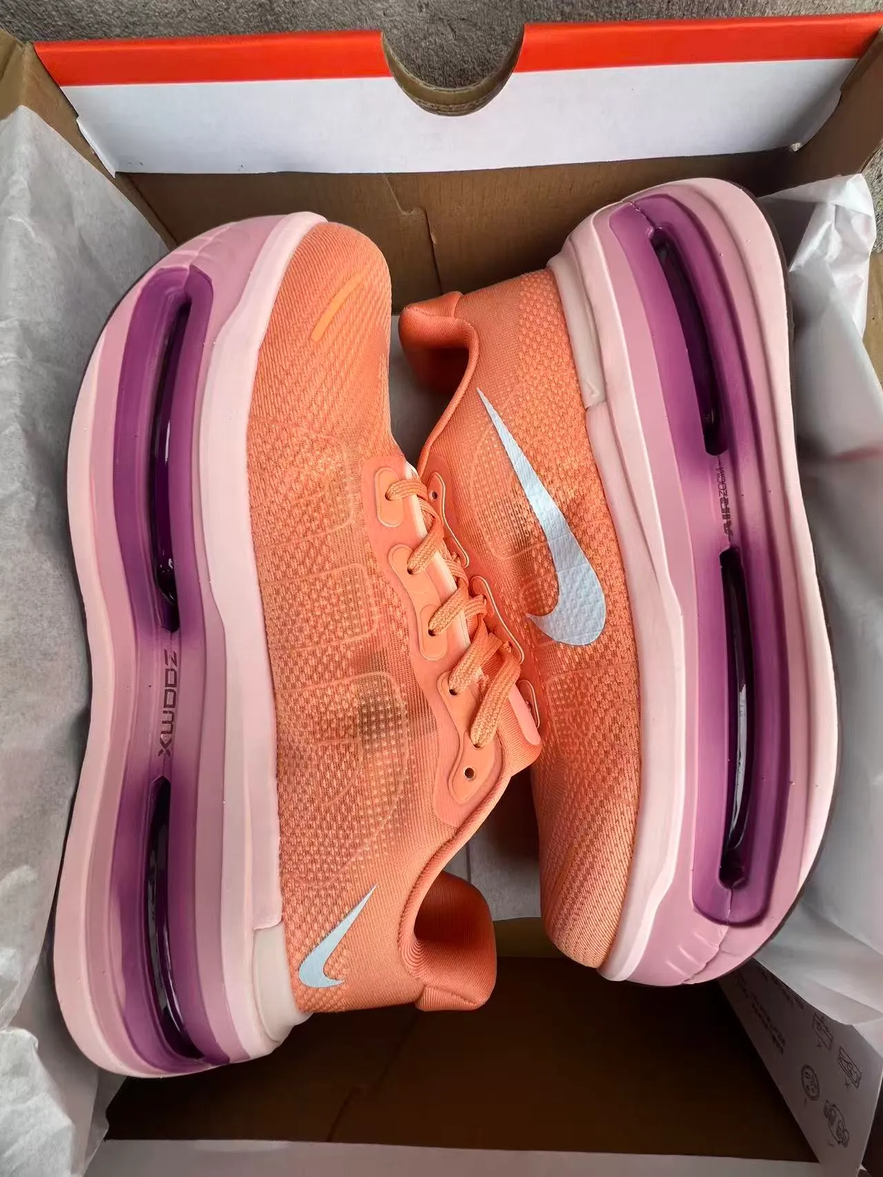 Nike Naranja Rosa Parte Superior de Knit Visible Air Zoom Unit Zapatillas de correr 9
