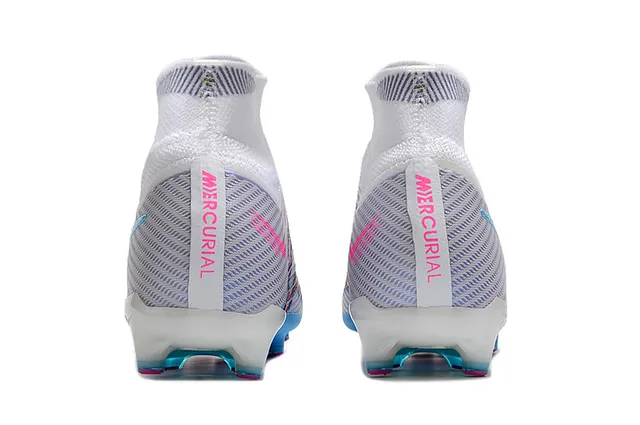 Nike Phantom GT Sapatos de futebol branco e azul com corte alto, colar de meia ajustado e solo firme 4