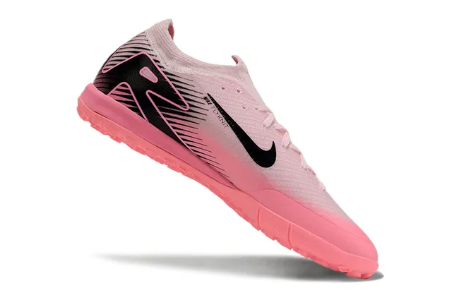 Nike Zapatillas de fútbol de césped con upper de knit rosa y negro, ajuste sock-fit, gradient fade 2