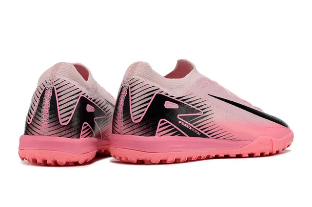 Nike Zapatillas de fútbol de césped con upper de knit rosa y negro, ajuste sock-fit, gradient fade 5